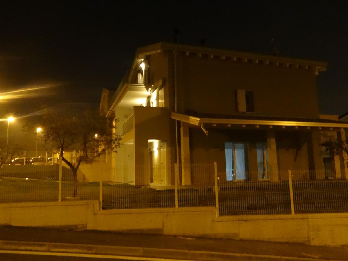 מלון פסקיארה דל גארדה Nuovo Laghetto Del Frassino מראה חיצוני תמונה